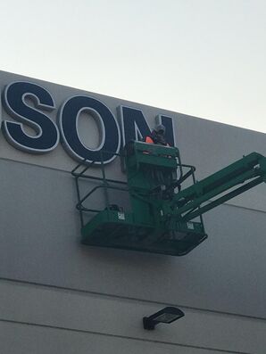 Commercial Sign Repair in Frisco, TX (2)